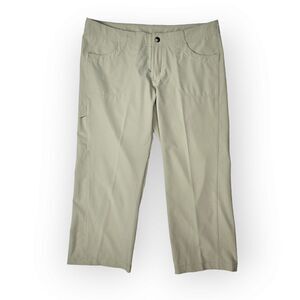 Patagonia Tan Chino Outdoor lighweight Cropped Capri‎ Pants Women's Size 8